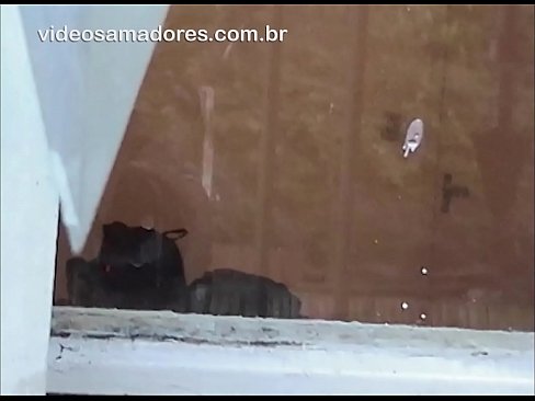 ❤️ Homem excitado assistindo sua namorada com outro cara, gravando um vídeo sem perturbar o casal ️❌ Porno bonito em nós ❌️